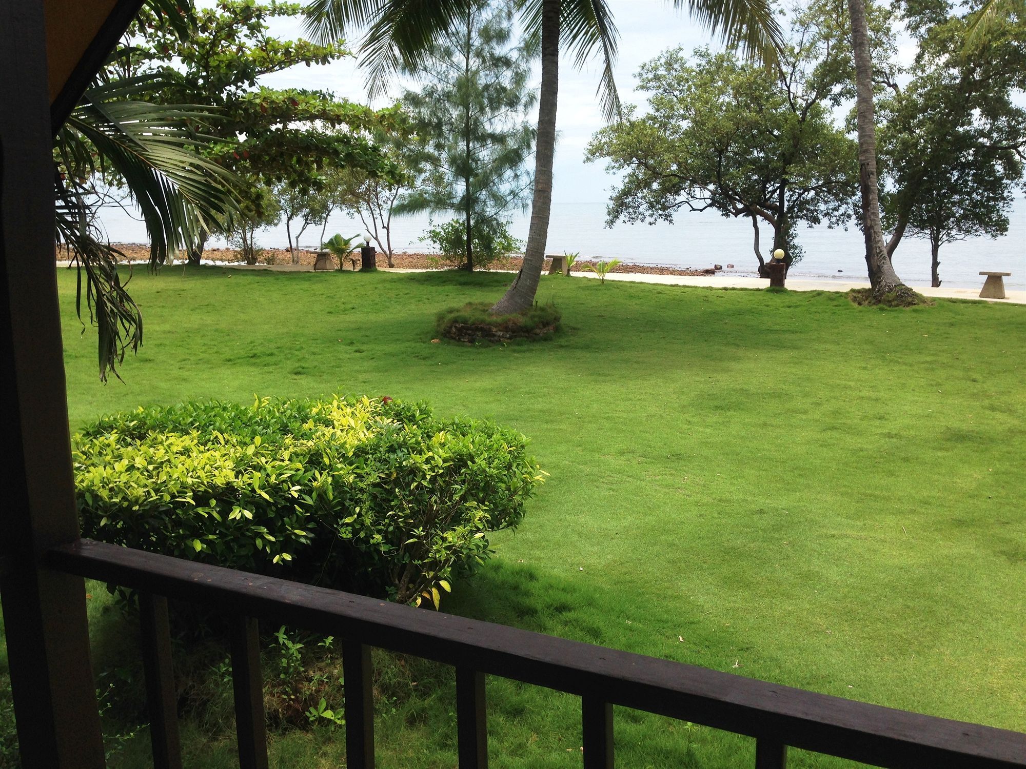 Koh Chang Bailan Beach Resort Exterior foto